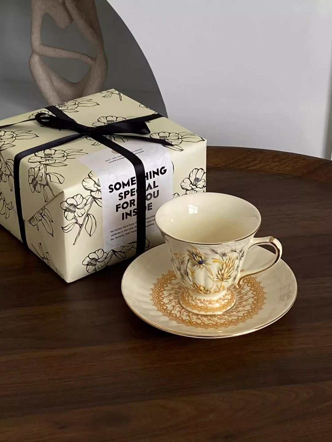Golden Wheat Retro European Ceramic Gold Coffee Cup and Saucer British Afternoon Tea Birthday Gift Girls Souvenir